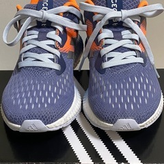 23.5cm【adidas】アディダススニーカーの画像