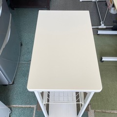 【リサイクルサービス八光】幅30㎝　ホワイト　隙間ワゴン　キャスター付きの画像