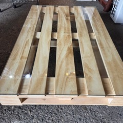 【未使用】ガラストップ ローテーブル キャスター付き｜幅120cmの画像