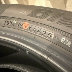 【美品】YOKOHAMA 195/60R17 タイヤ4本の画像