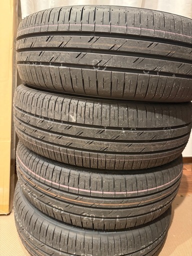【美品】YOKOHAMA 195/60R17 タイヤ4本