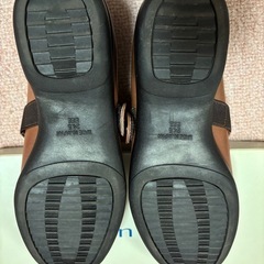 【REGAL BEAUFIT】パンプスの画像