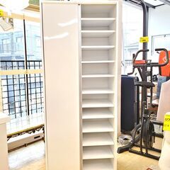 ② キッチンストッカー パントリー キャビネット 食品庫 食器棚 2枚スライド扉 12段 棚板可動式 ホワイト■幅75cm×奥行40cm×高さ181㎝■近隣配送無料 買取帝国 朝霞店の画像