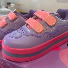 【光る‼️】しなこ　靴　20cmの画像