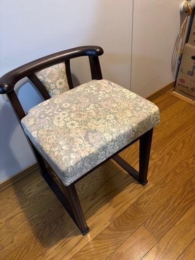 昭和レトロなドレッサー・鏡台　椅子のセット　古家具、古道具、アンティーク