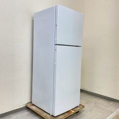 中古家電セット( 冷蔵庫 maxzen 138L 2022年製 JR138ML01WH 洗濯機 AQUA 7kg 2022年製 AQW-V7M インバータ風呂水ホース)の画像