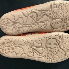 UIN  ［sakura toledol］ 24㎝　スリッポンレディースの画像