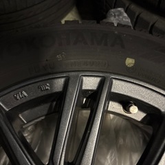 美品　175 65 15 クロスビー　アクア　カローラ　フィールダー　
スタッドレスの画像