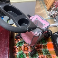 わんちゃん用ベビーカーの画像