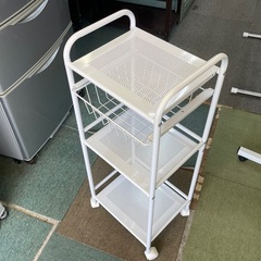 【リサイクルサービス八光】幅32.5㎝　ホワイト　ステンレスキッチンワゴン　キャスター付きの画像