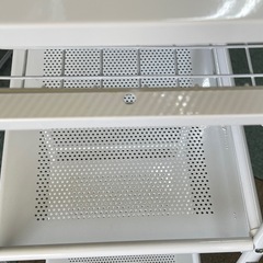 【リサイクルサービス八光】幅32.5㎝　ホワイト　ステンレスキッチンワゴン　キャスター付きの画像