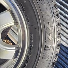 165/80R13 スタッドレスタイヤの4本セットの画像