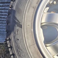 165/80R13 スタッドレスタイヤの4本セットの画像