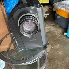 シャープ　液晶プロジェクター　XV-H 1Z 通電のみ確認　の画像