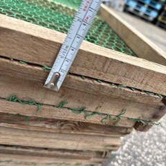 エビラ　干し網　木枠ビニール亀甲金網製の画像