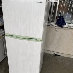 冷凍冷蔵庫　　138リットル　2016年製の画像