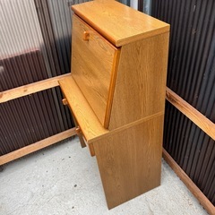 収納キャビネット　木製の画像