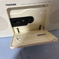 TOSHIBA CDプレーヤー 2013年製の画像