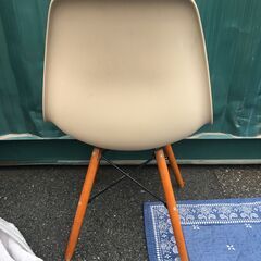 JM20579S)シェルサイドチェア 幅：約54cm 高さ：約82cm  奥行：約47cm 中古品【取りに来られる方限定】の画像