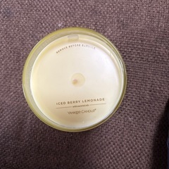 Yankee candle 284g Iced berry lemonade の画像