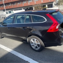 車検長い！乗って帰れます！ボルボv60 D4後期　アイシン製8AT  ディーゼル車の画像