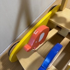 トイザらス　手押し車　カタカタ　木製の画像