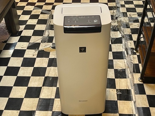 【リサイクルサービス八光】2021年製　シャープ KI-JS40-W 加湿空気清浄機 ホワイト系 [適用畳数：18畳 /最大適用畳数(加湿)：12畳 /PM2.5対応]