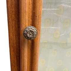 NO.2667【引取り限定】飾り棚 キュリオケース ガラス扉  5段 収納 家具 中古の画像