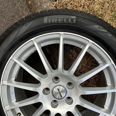 ボルボ　スタッドレスタイヤの画像