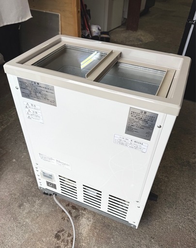 札幌市内配送可 美品 2006年製 サンデン 18L 冷凍ショーケース 冷凍ストッカー PF-G035MXB キャスター付き ガラス扉