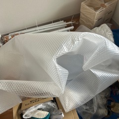 プチプチ　緩衝材の画像