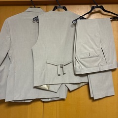 THE URBAN BLANCHE タキシード 3点セットの画像