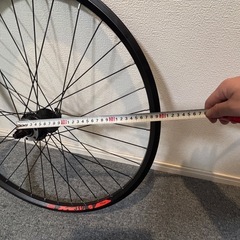 ロードバイククリンチャー車輪前の画像