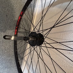 ロードバイククリンチャー車輪前の画像