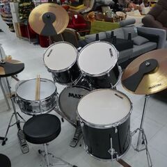 現状品 MAXTONE ドラムセット スティック・イス・消音パッド(バスドラム用は欠品)付き 打楽器 ドラム ビギナー向き 苫小牧西店の画像