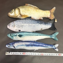 【ほぼ新品】ねこのおもちゃ　おさかなの画像