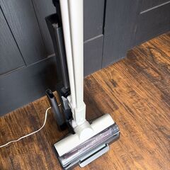 アイリスオーヤマ 掃除機 IRIS SCD-120P-W 2022年製の画像