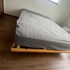 ダブルマットレス、ダブルベッドの画像