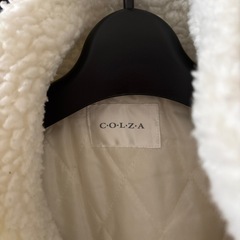 C.O.L.Z.Aモコモコホワイト＆ベージュアウターの画像