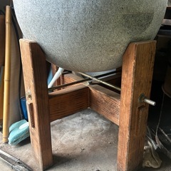 餅つき石臼とキネの画像