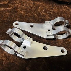 ☆アルミヘッドライトステー☆33パイ☆中古☆の画像