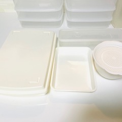 大型タッパー　おせち料理仕込みや飲食店様　マルシェにもの画像