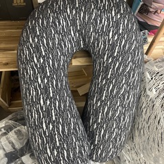 【美品】Yogibo（ヨギボー）ビーズソファセット（本体3つ＋カバー2つ＋補充ビーズ付）の画像