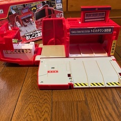 トミカ　おしごとおしごと変形消防署の画像