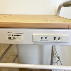 【無料】コーナン キッチンワゴン(コンセント付き・キャスター有り)の画像