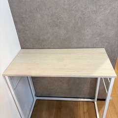 ニトリ　折りたたみデスクの画像