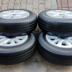 夏タイヤ 195/65R15 国産タイヤ ラジアル TOYO アルミホイール 国産 夏 冬 タイヤ トヨタ プリウス 5穴 54 アリオン エスクァイア オーリス カローラ アクシオ スポーツ フィールダー ルミオン クラウン セダン アイシス アルテッツ ウィッシュ オーパ オーリス ヴォクシー カルディナ カローラ アクシオ クラウン クラウン エステート クラウン セダン クレスタ チェイサー ノア ビスタ ブレビス PHV プリウス プレミオ プログレ マークII WiLL VSの画像