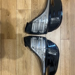 30ヴェルファイア　　純正テールの画像