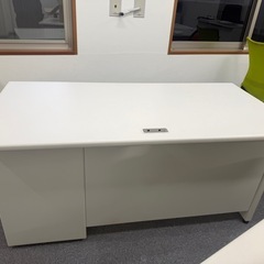 オフィス片袖デスク  1400x700x700の画像