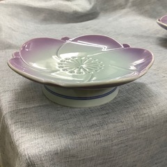 彩の輪花 高台皿の画像